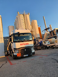 Photo n°2 de Sotrama à Bois-de-Haye (Société de transport routier)