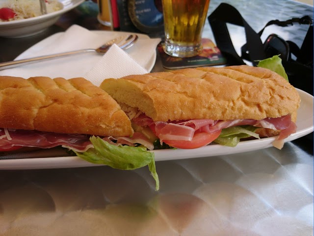 Café Bar Modrá Cukrárna