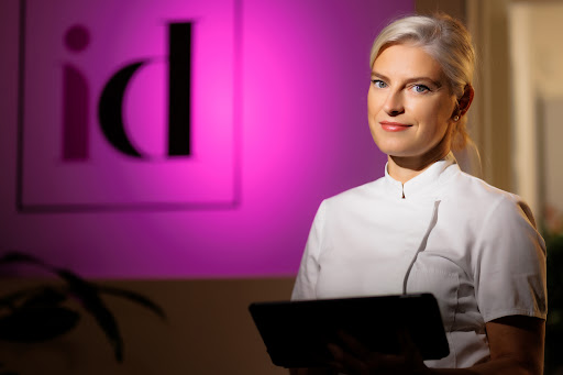 Dr. Ioana Datcu - Visual