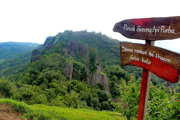 Gunung Api Purba Nglanggeran - Jurassic Park Lite Versi Indonesia