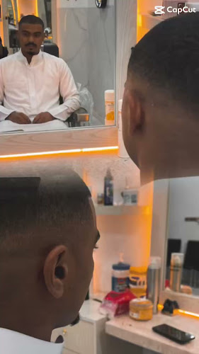 واحة المشرف للحلاقة — wahat almushrif barber shop Contact