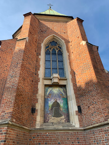 Numer telefony do Bazylika Franciszkanów św. Franciszka z Asyżu