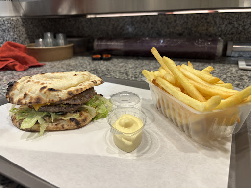 Photo 3 - Food House