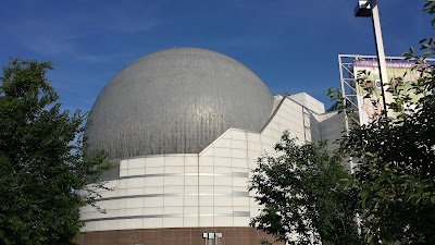 Jennifer Chalsty Planetarium and LSC Giant Dome Theater