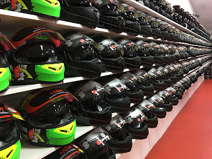 Photo n°28 de D'griff Moto Aubière à Aubière (Magasin de pièces et d'accessoires pour motos)