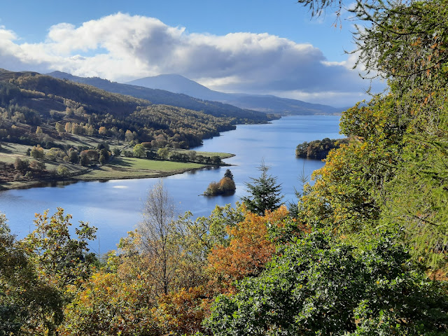 Queen's View Visitor Centre by null