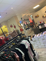 Photo n°3 de Le Duplex - Hyper U à Alès (Magasin de chaussures)