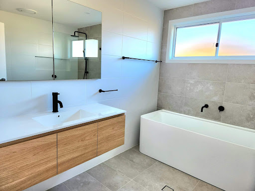 Tullimbar Cleaning Services - Thumbnail