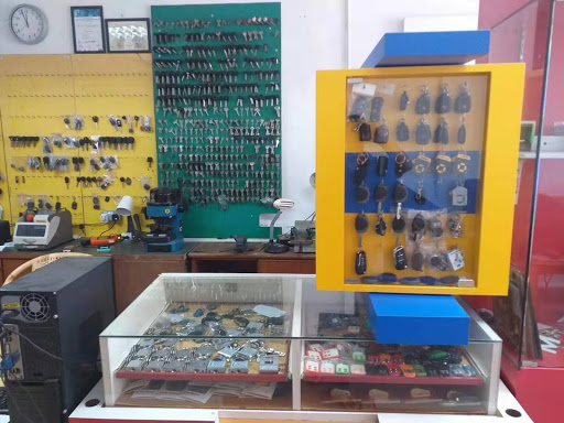 Cns Souvenirs Trading