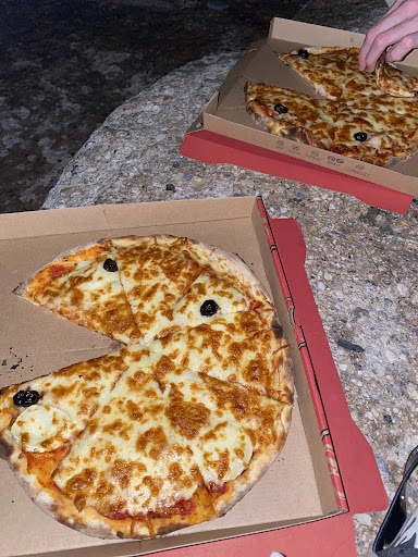 Pizza à emporter boisson fraîche Stéphane