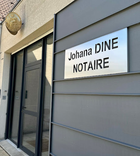 Maître Johana DINE