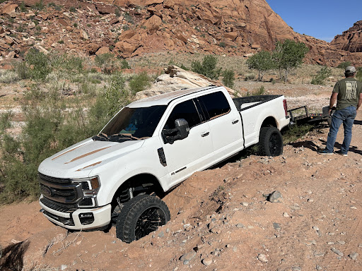 Alexander's Towing - Visual