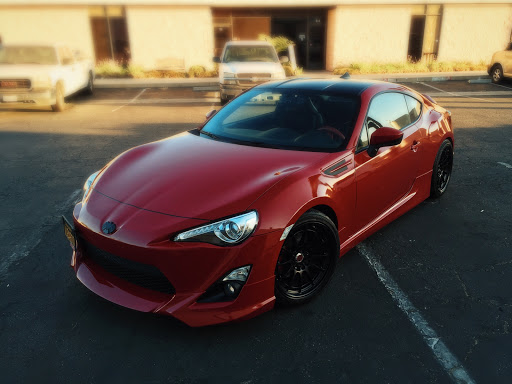 Autotuned - Visual