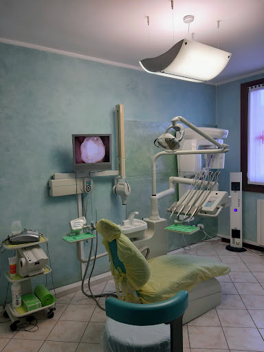 Studio Dentistico Dott.Elia Nakhle Gallery - Italy