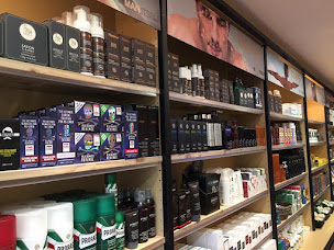 Photo n°24 de MAN ITSELF à Lyon (Magasin de produits de beauté)