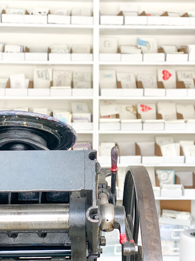 Stack Paper Press - Visual