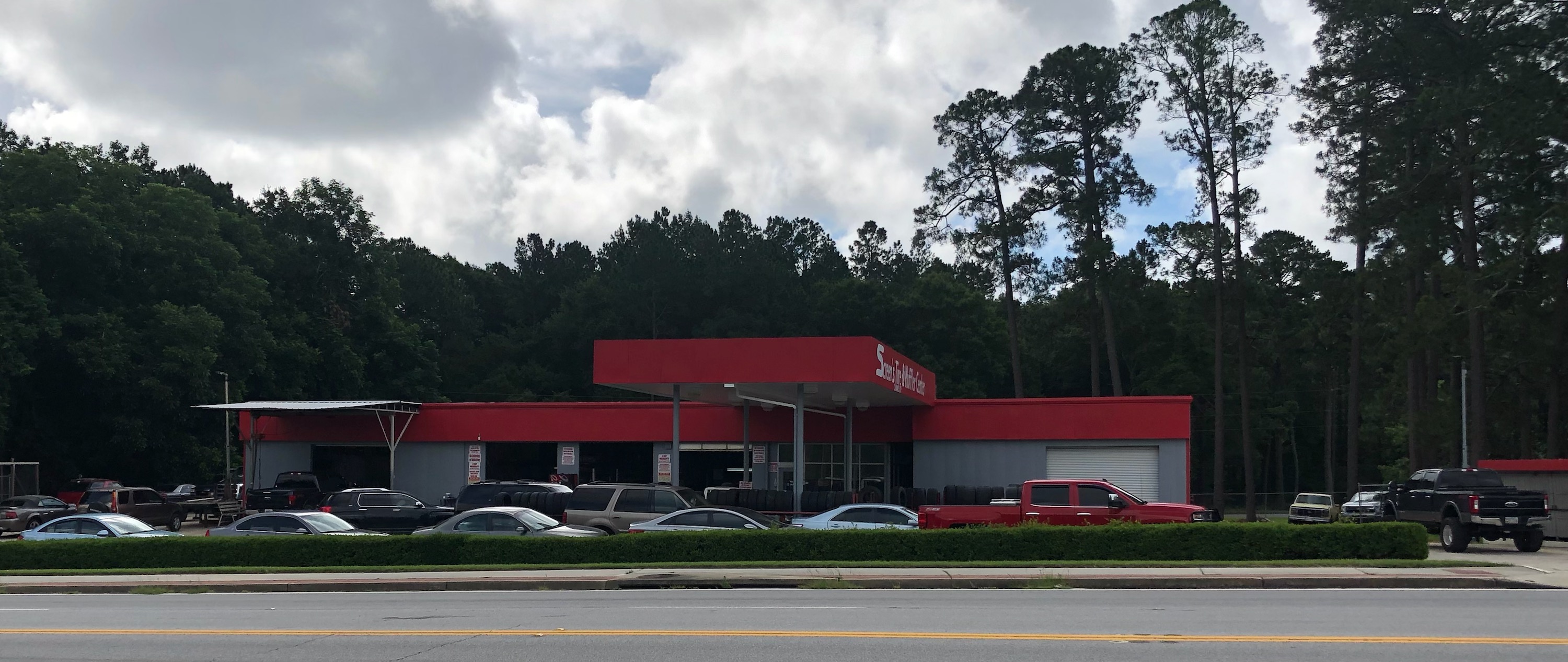 Screen’s Tire & Muffler Center