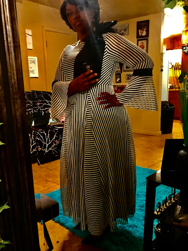 Naomi's Fashions - Thumbnail