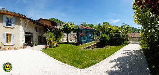 AU JARDIN DES TOILES