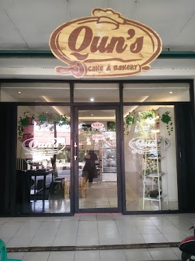 Qun's Cake and Bakery, Author: Mega Asmaningrum