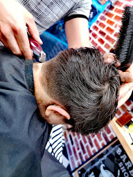 Photo n°3 de Coiffeur Barber shop à Paris (Salon de coiffure)