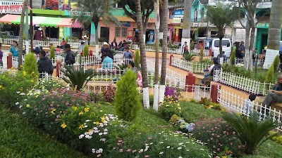 Photos of En Honor Al Emigrante Chicamanense Park