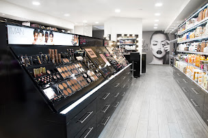 Photo n°1 de Mix Beauty Paris à Paris (Clinique de maquillage permanent)