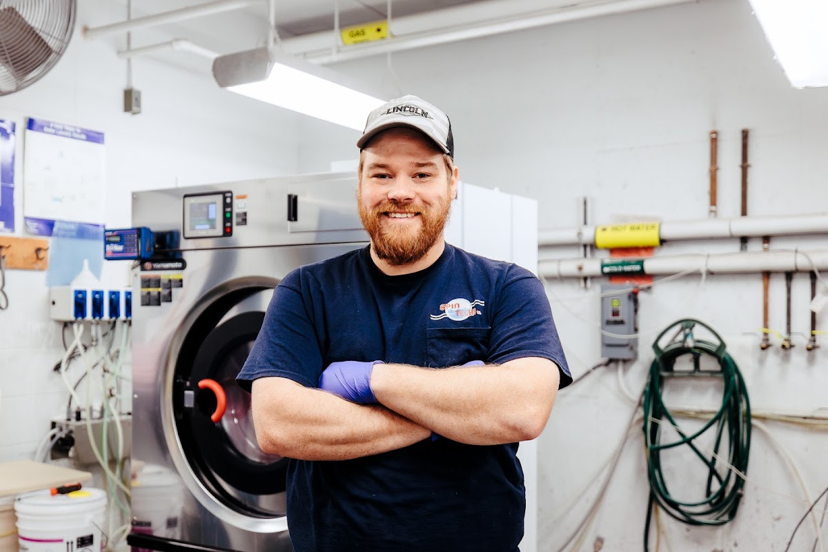 Self-service laundry at Spin Techs Inc, South Bend, IN