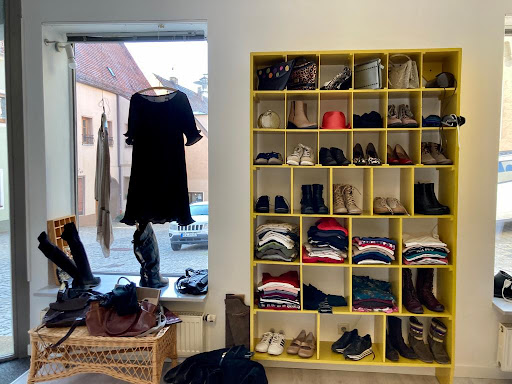 Die KOMMODE secondhand Gallery - Germany