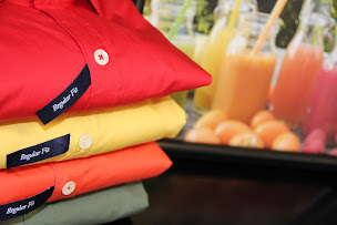 Photo n°31 de CAFE COTON FUVEAU / ET DIFFUSION (Vêtements et Mode Homme) à Fuveau (Boutique d'articles de mode)