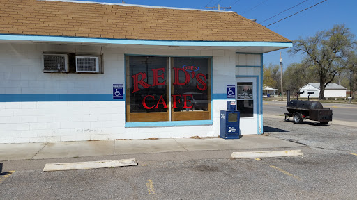 Red's Cafe - Visual