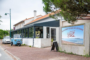 Photo n°17 de La Chaloupe à Port-des-Barques (Hôtel)