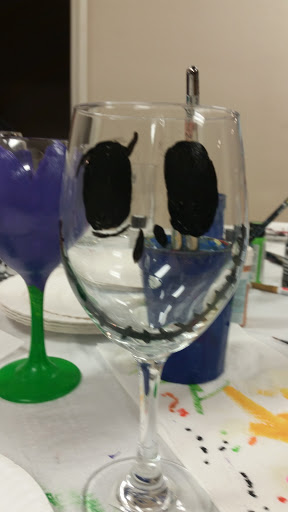 Van Gogh & Vino - Thumbnail