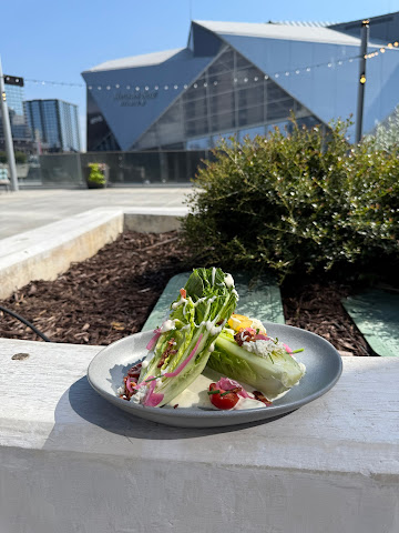 Nest On Four by null