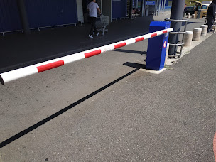 Photo n°19 de OPNA Pau à Morlaàs (Fournisseur de portes de garage)