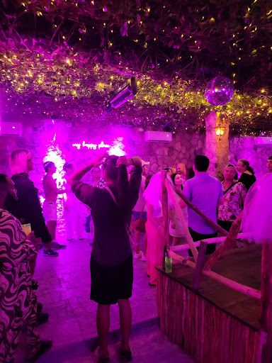 Caves Tulum Hookah Bar - Thumbnail