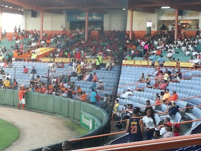 Photos of Estadio Francisco A. Micheli