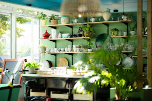 Photo n°3 de La Recyclerie by Amitel - Tiers-lieu (café/resto/boutique) à Strasbourg (Dépôt)