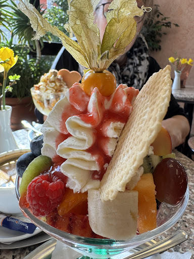 Eis Cafe Venezia ...mit neuem Wirt ! - Thumbnail
