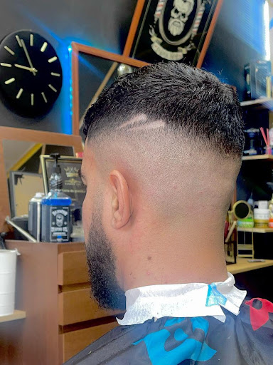 BARBER ZIZO | PELUQUERIA ZIZO - Thumbnail