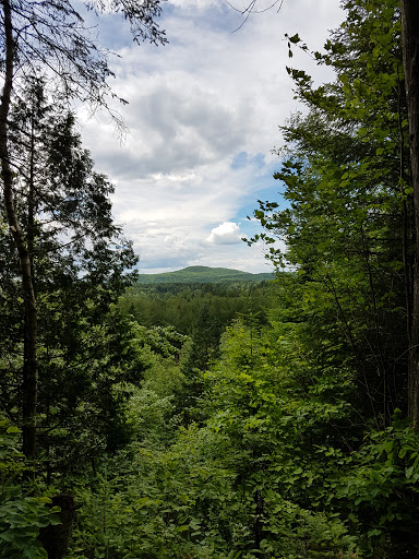 Parc des Chutes Monte-à-Peine-et-des-Dalles | Bureau administratif - Thumbnail