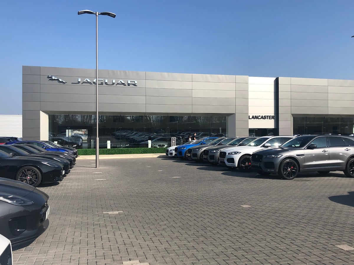 Stratstone Jaguar Reading