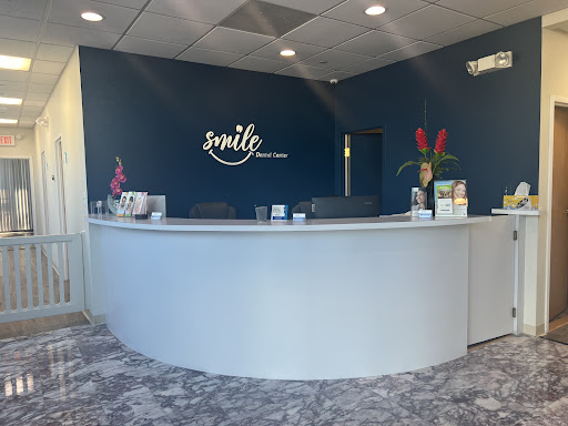 SMILE DENTAL CENTER (Dr. Vanessa / Christine Kyritsis)