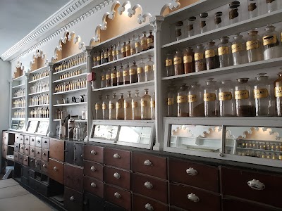 Stabler-Leadbeater Apothecary Museum