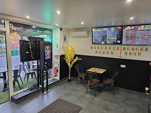 Photo 4 - DoEat restaurant lounge