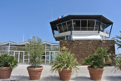 Port de Hyères - Saint-Pierre (Capitainerie)