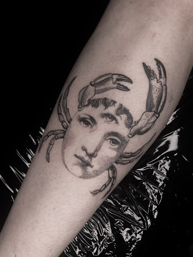 IRONBRUSH TATTOO ATHENS - Αθήνα