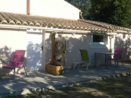 Photo de Les Roulottes d’YGUARIS à Cairanne (84290)