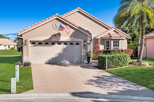 Tiana Ponti Morales, Palm Beach County Real Estate - Thumbnail