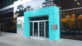 Umpqua Bank photo